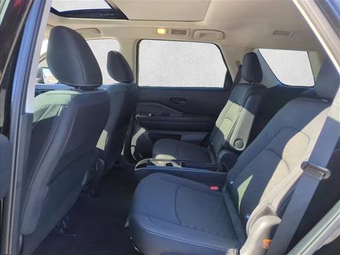 Certified 2025 Nissan Pathfinder SV w/ SV Premium Package image 16