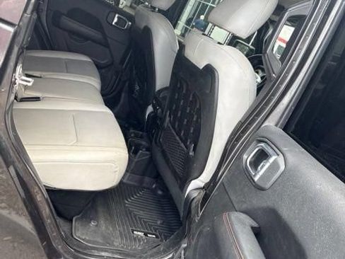 Used 2021 Jeep Gladiator Mojave w/ LED Lighting Group AWD/4WD image 22