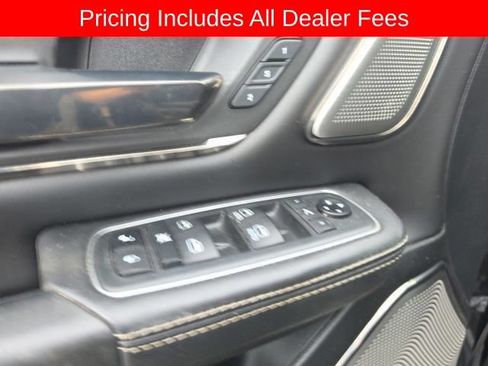 Used 2020 RAM 1500 Limited w/ Black Appearance Package AWD/4WD image 9