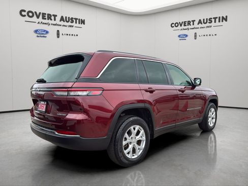 Used 2023 Jeep Grand Cherokee Limited RWD image 5