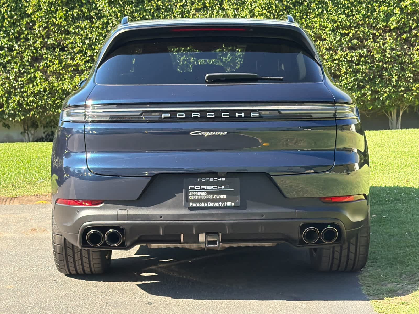 Certified 2024 Porsche Cayenne AWD/4WD image 7