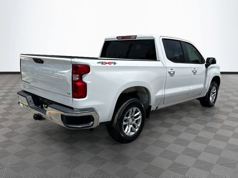 Used 2022 Chevrolet Silverado 1500 LT AWD/4WD image 6