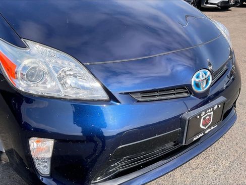 Used 2015 Toyota Prius Four FWD image 5