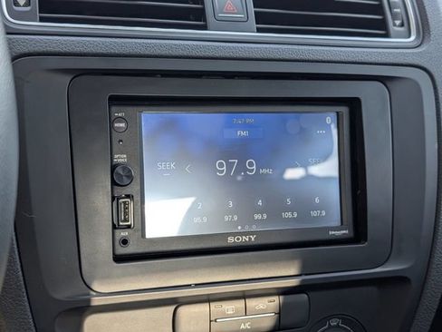 Used 2018 Volkswagen Jetta S FWD image 7