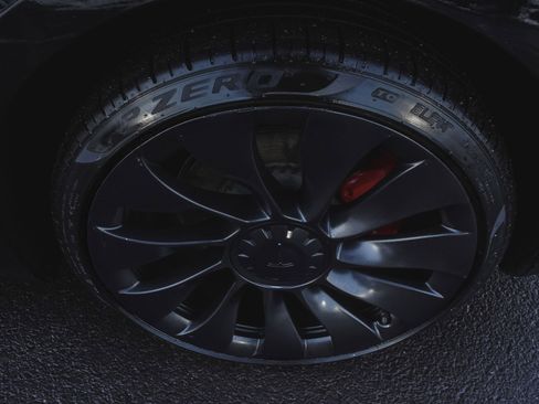 Used 2023 Tesla Model 3 Performance image 8