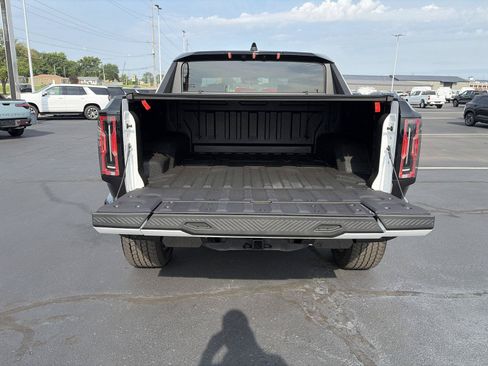 Used 2025 GMC Hummer EV 3X AWD/4WD image 6