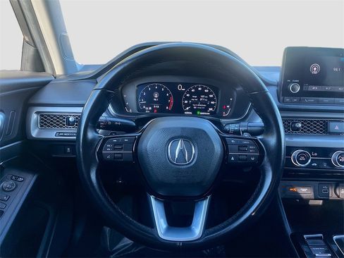 Used 2024 Acura Integra image 11