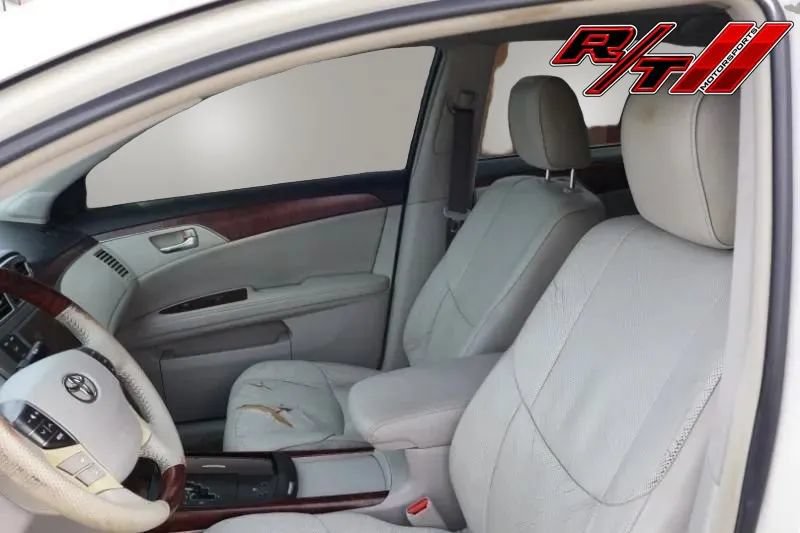 Used 2011 Toyota Avalon Limited FWD image 13