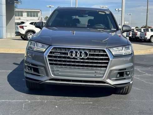 Used 2018 Audi Q7 3.0T Prestige w/ Prestige Package image 2