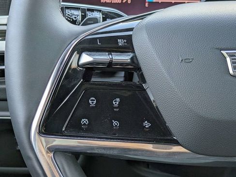 New 2026 Cadillac Escalade 2WD image 32