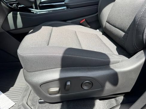 New 2026 Chevrolet Traverse LT w/ Enhanced Driving Package AWD/4WD image 19