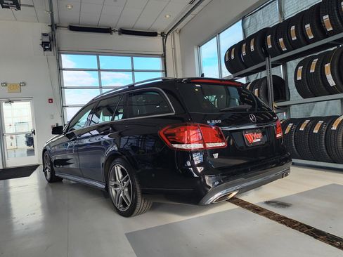 Used 2016 Mercedes-Benz E 350 4MATIC Wagon image 3