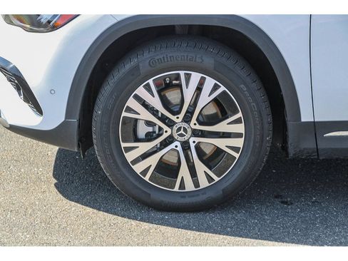 Certified 2025 Mercedes-Benz GLA 250 image 9