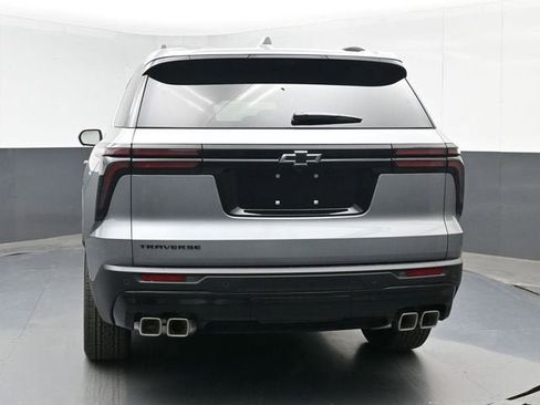 New 2026 Chevrolet Traverse LT w/ Enhanced Driving Package FWD image 13