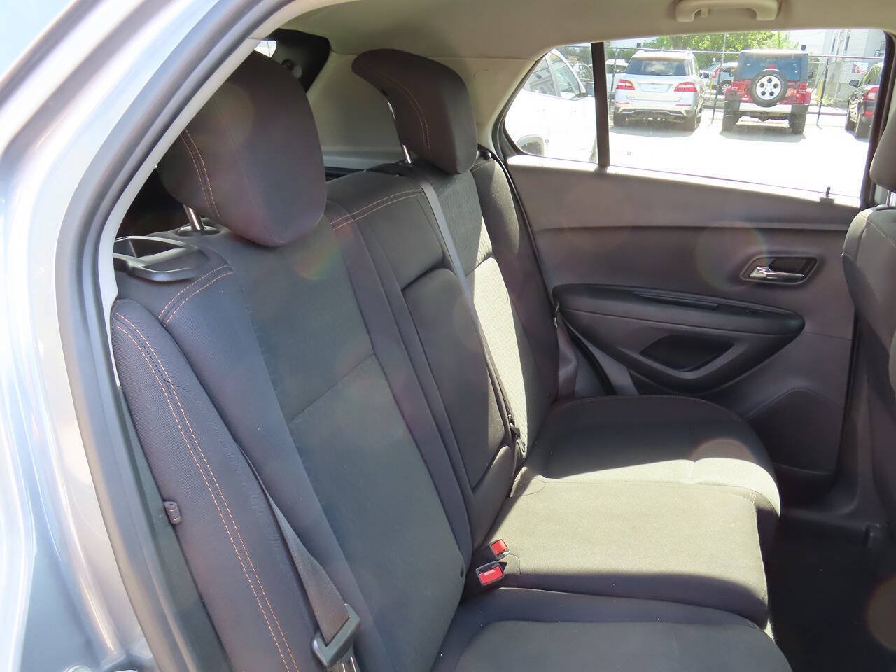 Used 2020 Chevrolet Trax LS w/ Tint and Cruise Package FWD image 11