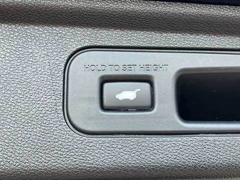Used 2025 Honda Odyssey Touring image 21