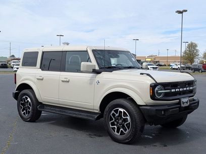 Certified 2025 Ford Bronco Outer Banks