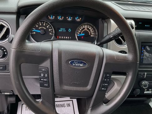 Used 2014 Ford F150 XLT w/ Trailer Tow Package image 31