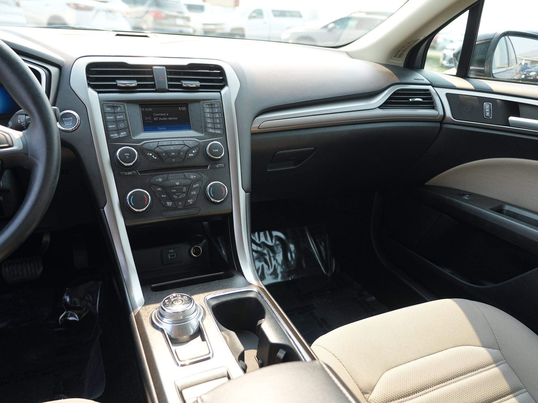 Used 2018 Ford Fusion S FWD image 22