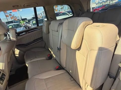 Used 2014 Mercedes-Benz GL 450 4MATIC image 8