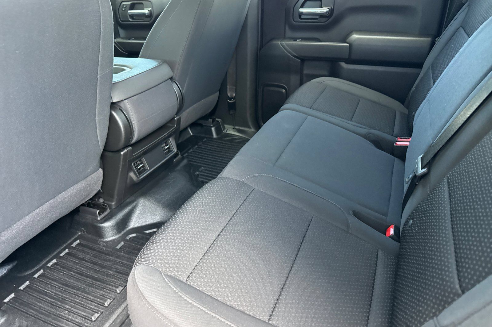 Used 2022 Chevrolet Silverado 1500 W/T RWD image 12