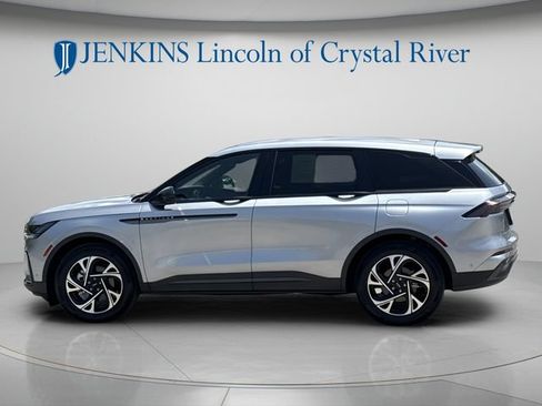 Certified 2024 Lincoln Nautilus Premier w/ Jet Appearance Package AWD/4WD image 13