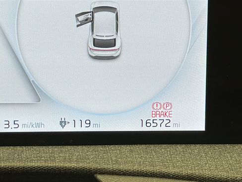 Used 2024 Kia EV6 Wind w/ Wind Technology Package AWD/4WD image 15