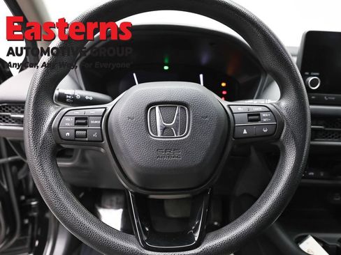 Used 2024 Honda HR-V LX image 10