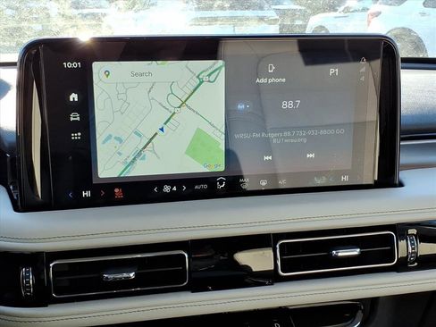 Used 2025 Lincoln Aviator AWD image 25