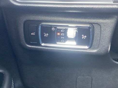 Used 2023 Lincoln Corsair AWD w/ Equipment Group 101A image 28