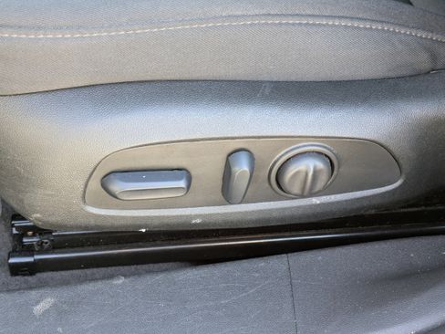 Used 2024 Chevrolet Malibu LT image 20