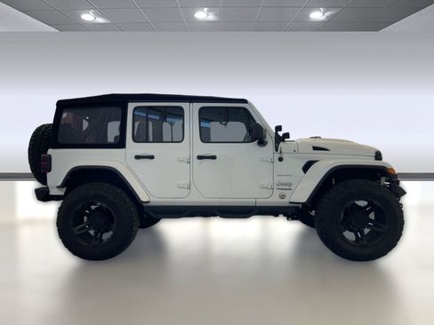 Used 2021 Jeep Wrangler Unlimited Sahara image 8