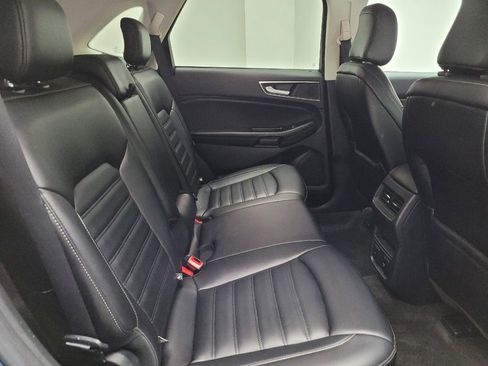 Used 2020 Ford Edge SEL w/ Convenience Package AWD/4WD image 19