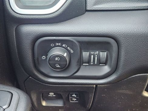 New 2026 RAM 1500 Big Horn AWD/4WD image 21