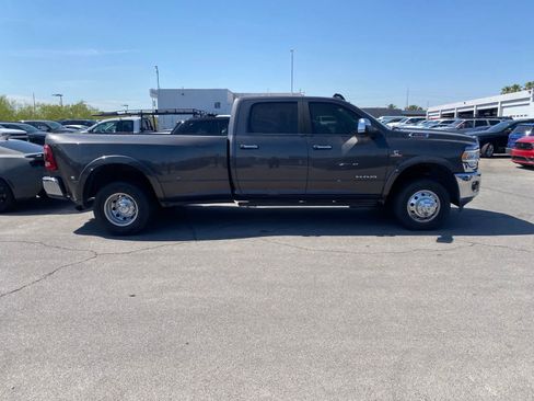 Used 2022 RAM 3500 Laramie AWD/4WD image 6