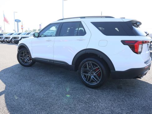 New 2025 Ford Explorer ST w/ Sun And Sound Package image 8