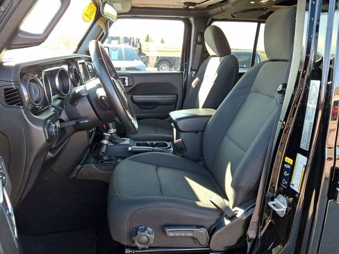 Used 2022 Jeep Wrangler Unlimited Sport AWD/4WD image 11