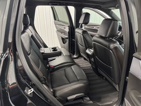 Used 2023 Cadillac XT6 Sport image 37