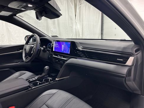 Used 2026 Toyota Camry XSE FWD image 65