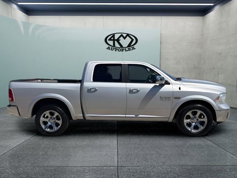 Used 2017 RAM 1500 Laramie AWD/4WD image 2