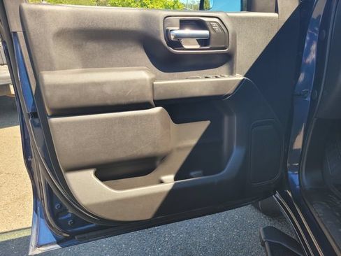 Used 2023 Chevrolet Silverado 1500 Custom RWD image 16