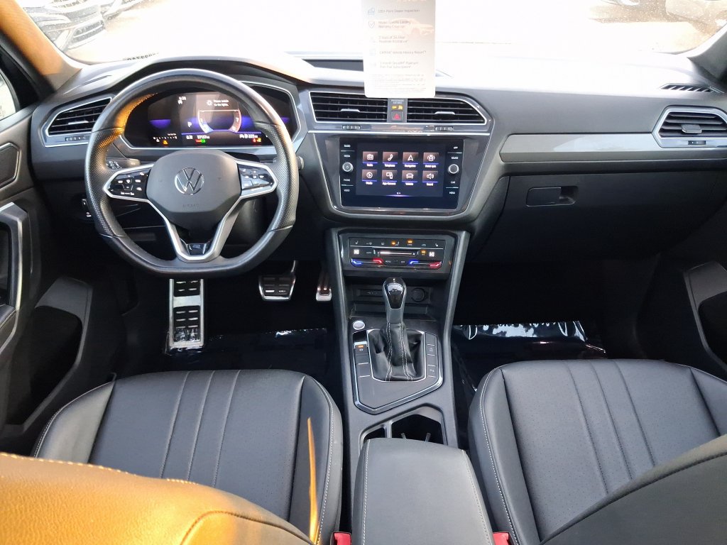 Used 2023 Volkswagen Tiguan SE R-Line FWD image 10