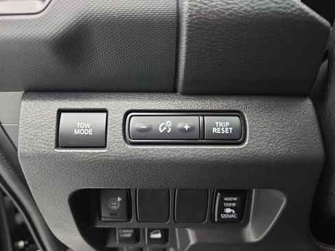 Used 2023 Nissan Frontier PRO-4X w/ Pro Convenience Package image 22