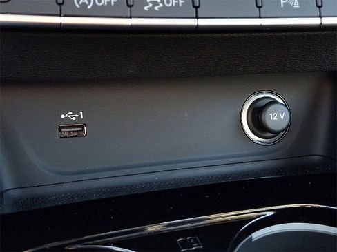 Used 2023 Audi A4 2.0T Premium w/ Convenience Package image 25