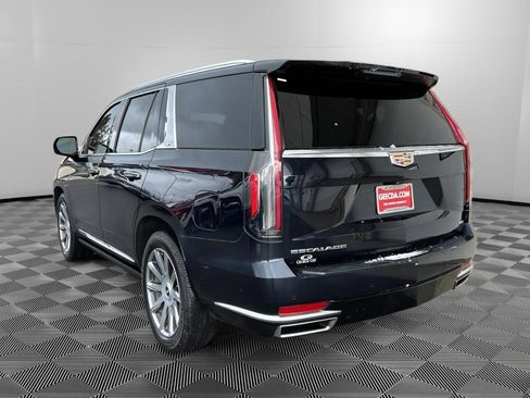 Used 2022 Cadillac Escalade Premium Luxury Platinum w/ Heavy-Duty Trailer Package AWD/4WD image 6