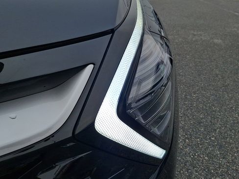 Used 2025 Kia Sportage EX w/ Premium Package image 8