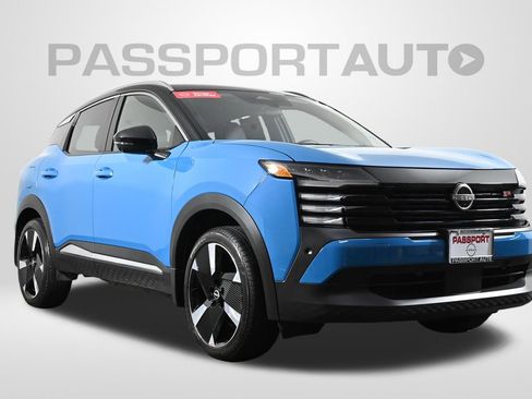 Certified 2025 Nissan Kicks SR AWD/4WD image 4