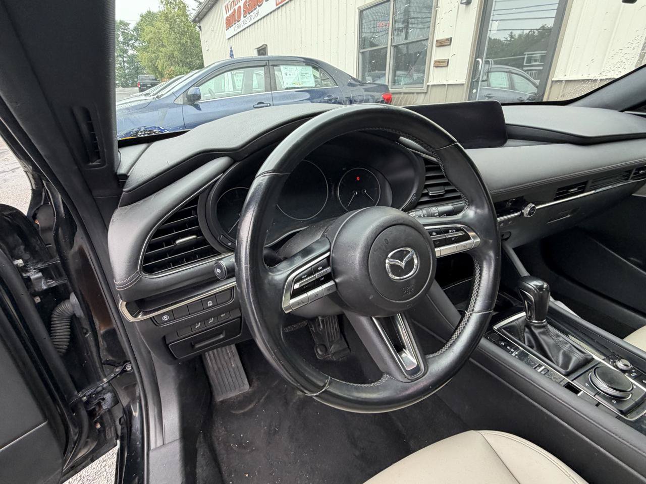 Used 2019 MAZDA MAZDA3 AWD Hatchback w/ Preferred Pkg image 12