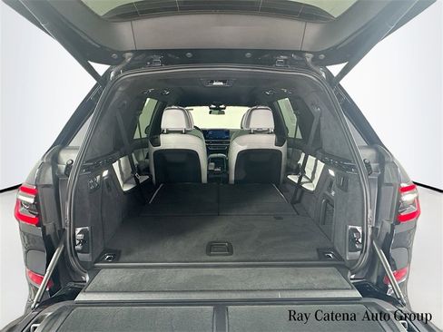 Used 2023 BMW X7 xDrive40i w/ M Sport Package image 28