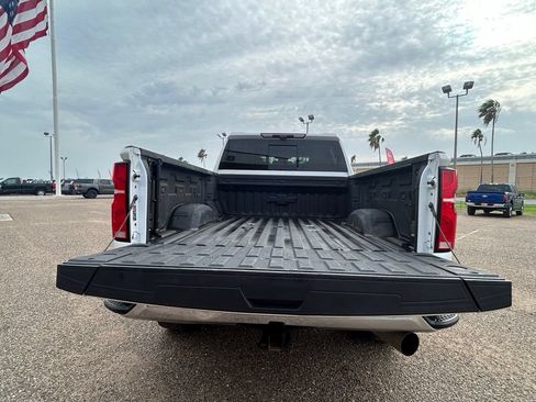 Used 2024 Chevrolet Silverado 2500 LTZ w/ LTZ Premium Package AWD/4WD image 9